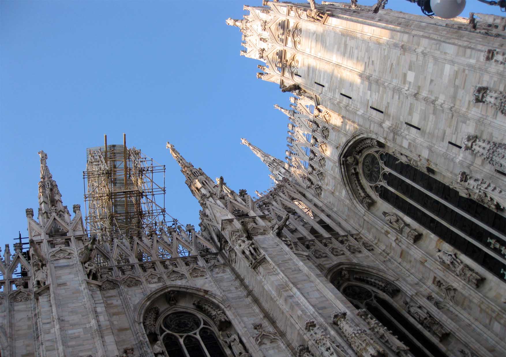 118 italija milano duomo